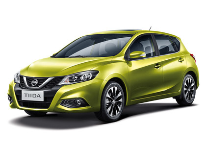 Ворсовые коврики на Nissan Tiida (C13) 2015 - 2025 в Грозном