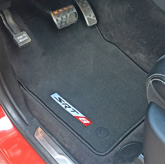 Коврики на Jeep Grand Cherokee (WK2) 2010 - 2022 в Грозном