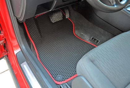 Коврики на Audi S4 (B6) 2000 - 2004 в Грозном