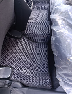 Ворсовые коврики на Honda WR-V III 2023 - 2026 в Грозном Ворсовые коврики на Honda WR-V III 2023 - 2026 в Грозном