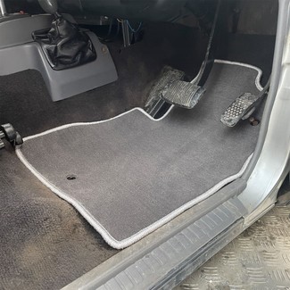 Ворсовые коврики на Toyota Land Cruiser Prado 70 1984 - 2025 в Грозном