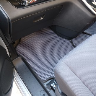 Коврики на Nissan Serena (C27) 2016 - 2022 в Грозном