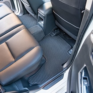 Коврики на Mitsubishi Montero Sport III 2015 - 2025 в Грозном