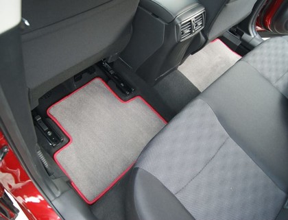 Ворсовые коврики на Nissan Qashqai (J11) (Английская сборка) 2013 - 2025 в Грозном