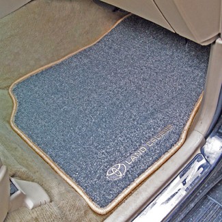 Ворсовые коврики на Toyota Land Cruiser 100 1998 - 2007 в Грозном