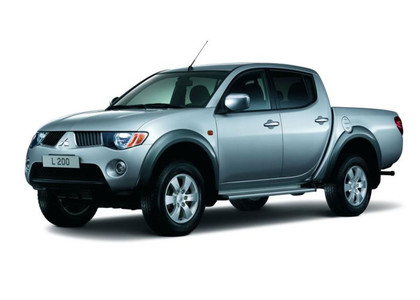 Коврики на Mitsubishi L200 IV 2006 - 2016 в Грозном