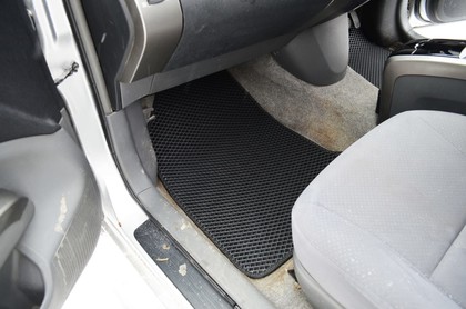 Ворсовые коврики на Toyota Prius (20) 2004 - 2009 в Грозном