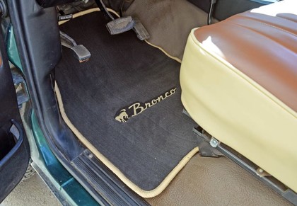 Коврики на Ford Bronco 1979 - 1986 в Грозном