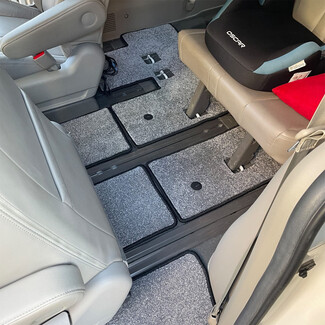 Ворсовые коврики на KIA Carnival III 7 мест 2014 - 2021 в Грозном Ворсовые коврики на KIA Carnival III 7 мест 2014 - 2021 в Грозном