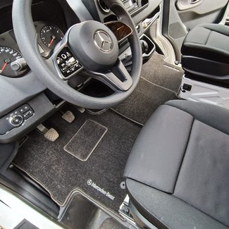 Коврики на Mercedes Sprinter (W907/W910) 2018 - 2025 в Грозном