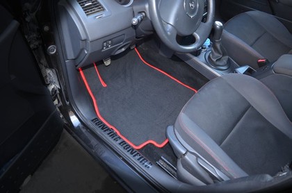 Ворсовые коврики на Renault Megane II 2002 - 2008 в Грозном