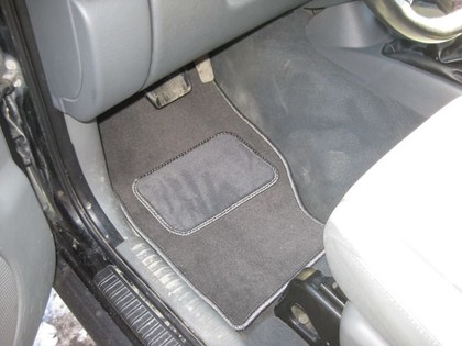 Коврики на Jeep Cherokee (KJ) 2001 - 2007 в Грозном