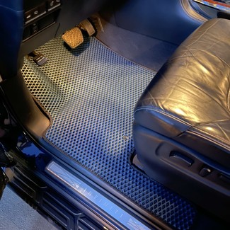 Коврики на Infiniti QX80 2013 - 2025 в Грозном