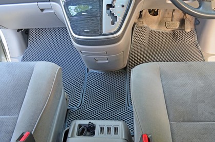 Ворсовые коврики на Toyota Alphard (H10) 2002 - 2008 в Грозном