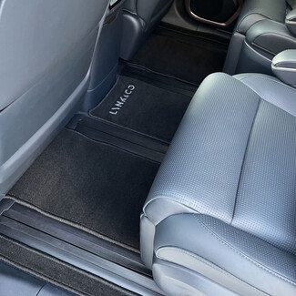 Ворсовые коврики на Lynk & Co 900 2025&nbsp;-&nbsp;2026 в Грозном