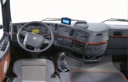 Ворсовые коврики на Volvo FH II (FH12, FH13, FH16) 2001 - 2012 в Грозном