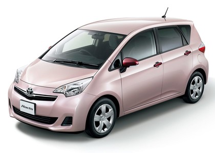 Ворсовые коврики на Toyota Ractis II 2010 - 2016 в Грозном
