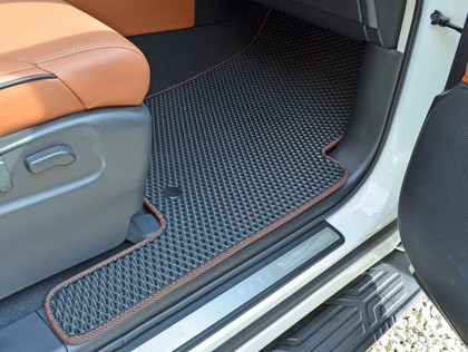 Коврики на Infiniti QX80 2013 - 2025 в Грозном