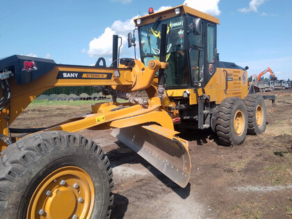 Ворсовые коврики на Спецтехника Автогрейдер SANY STG230C 8 AWD  в Грозном