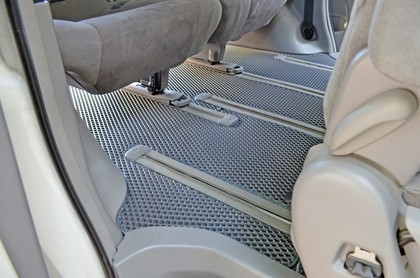 Ворсовые коврики на Toyota Alphard (H10) 2002 - 2008 в Грозном