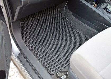 Коврики на Toyota Corolla Axio (E16) 2012 - 2025 в Грозном