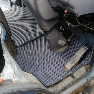 Ворсовые коврики на Nissan Atlas (F23) 1992 - 2007 в Грозном