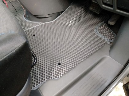 Ворсовые коврики на Toyota Voxy (R70) 2007 - 2013 в Грозном