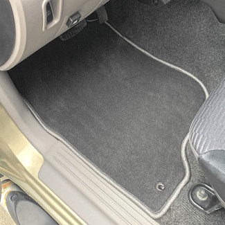Коврики на Mitsubishi L200 IV 2006 - 2016 в Грозном