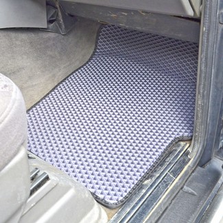 Коврики на Land Rover Discovery II 1998 - 2004 в Грозном