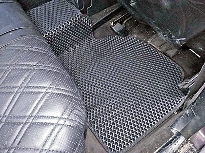 Коврики на Mercedes 190 (W201) 1982 - 1993 в Грозном