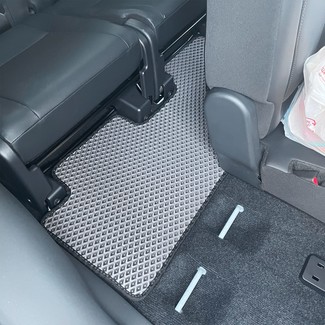 Коврики на Mitsubishi Montero Sport III 2015 - 2025 в Грозном