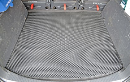 Коврики на Volkswagen Touran 2003 - 2015 в Грозном