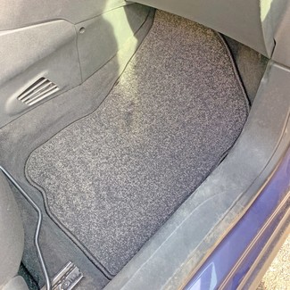 Коврики на Peugeot 208 2012 - 2019 в Грозном