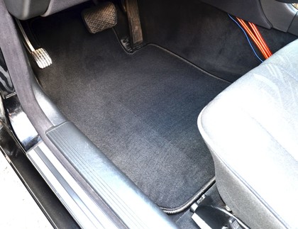 Коврики на Mercedes E (W210) 1995 - 2002 в Грозном
