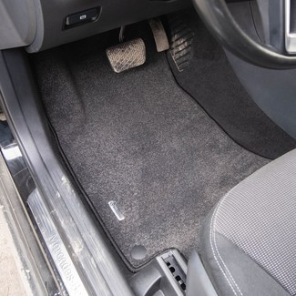 Коврики на Mercedes A (W176) 2012 - 2018 в Грозном