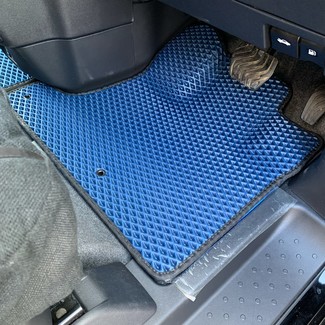 Ворсовые коврики на Nissan Serena (C27) E-Power 2016 - 2022 в Грозном