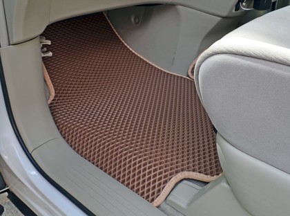 Ворсовые коврики на Toyota Estima III 2006 - 2019 в Грозном