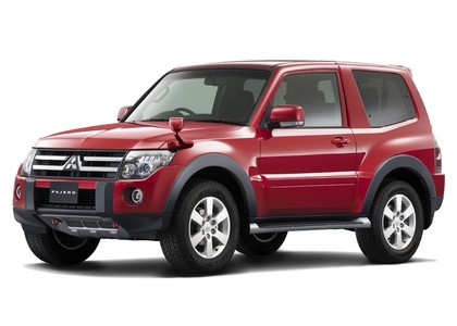 Ворсовые коврики на Mitsubishi Pajero IV 2006 - 2021 в Грозном