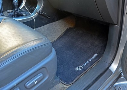 Ворсовые коврики на Toyota Land Cruiser Prado 120 2002 - 2009 в Грозном