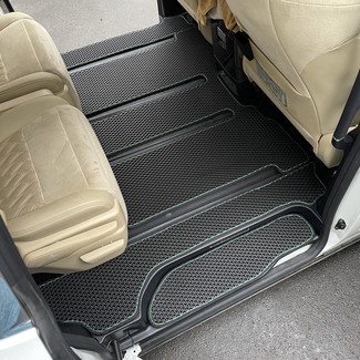 Ворсовые коврики на Toyota Vellfire (H30) 2015 - 2023 в Грозном