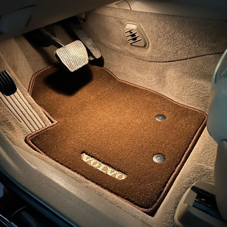 Коврики на Volvo XC90 I 2002 - 2014 в Грозном