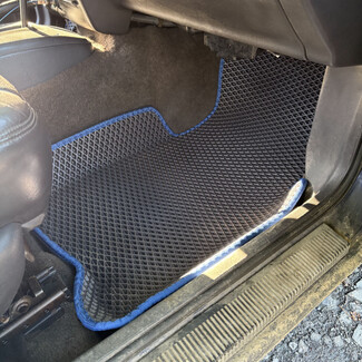 Ворсовые коврики на Jeep Grand Cherokee (ZJ) 1992&nbsp;-&nbsp;1999 в Грозном