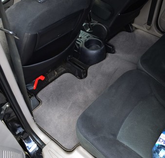 Коврики на Mitsubishi Grandis 2003 - 2009 в Грозном
