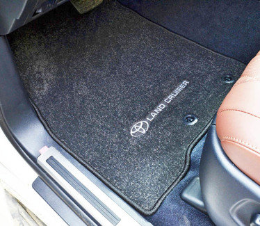 Коврики на Toyota Land Cruiser 200 2007 - 2021 в Грозном