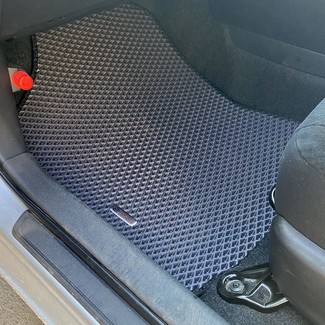Коврики на Toyota Corolla Axio (E16) 2012 - 2025 в Грозном