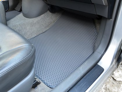 Ворсовые коврики на Toyota Prius (20) 2004 - 2009 в Грозном