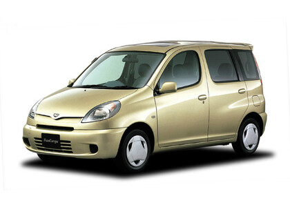 Коврики на Toyota Yaris Verso 1999 - 2006 в Грозном