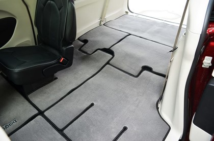 Коврики на Chrysler Pacifica II 2016 - 2025 в Грозном