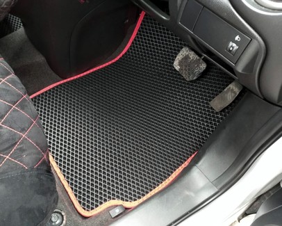 Коврики на Mazda Demio III (DE) 2007 - 2014 в Грозном