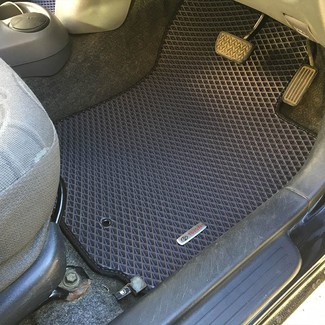 Ворсовые коврики на Toyota Vitz I 1998 - 2005 в Грозном